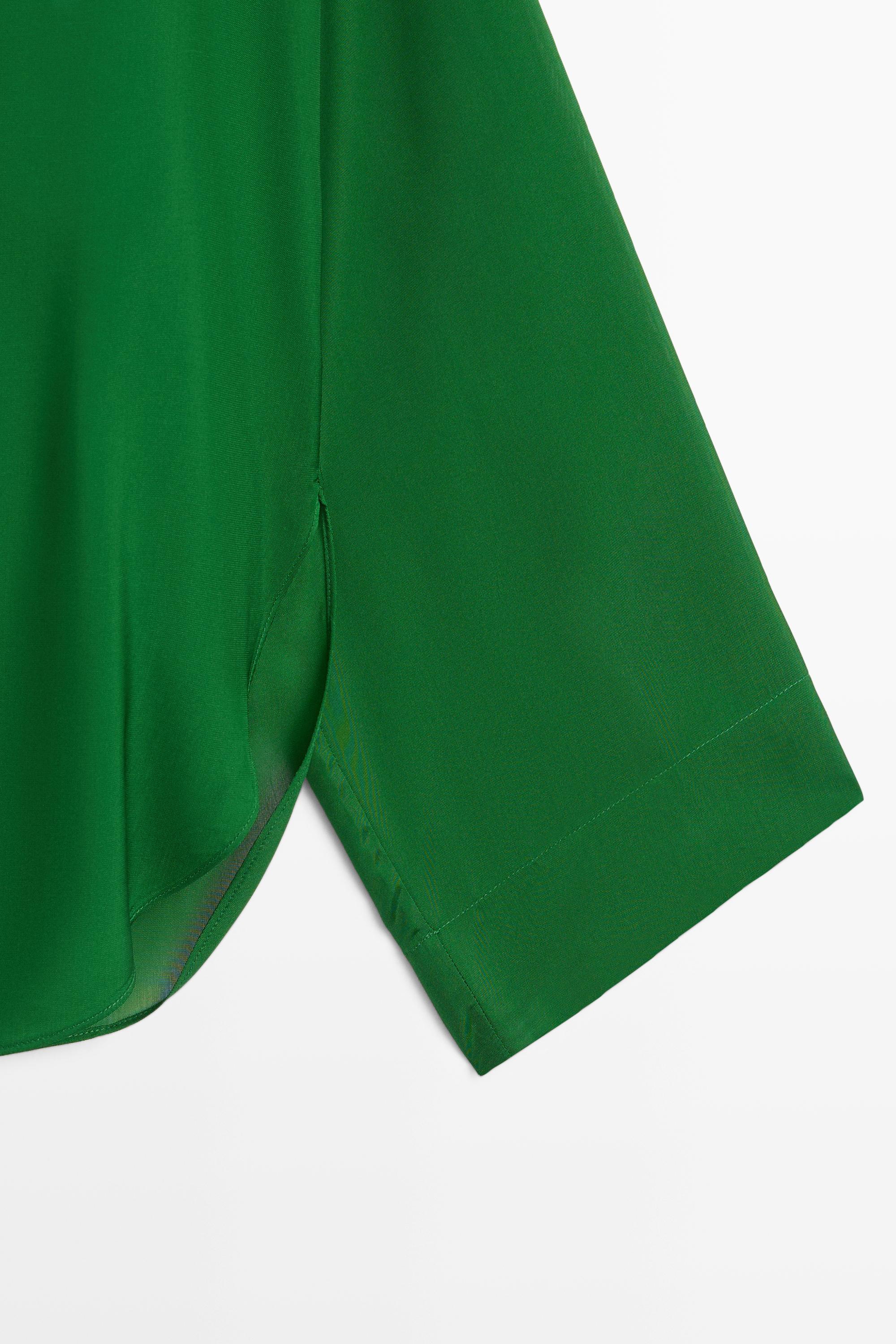 Long sleeve flowing polo shirt